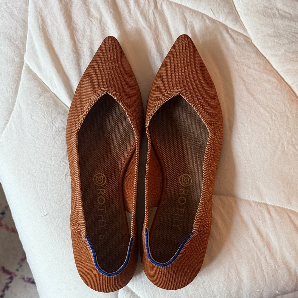 Rothy's Women's Tan Flats with Blue Trim